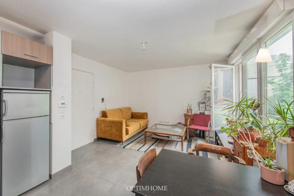 MAIRIE DES LILAS -  IMMEUBLE 2012 - APPARTEMENT 3 Pièces  2 Chambres - 53m²