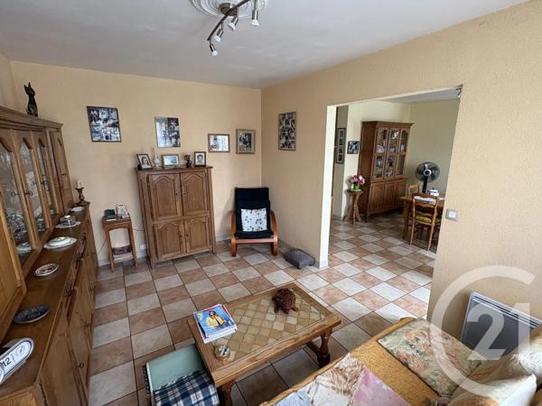 Appartement T4 à vendre  4 pièces - 94 m 2   CHATEAUROUX  - 36