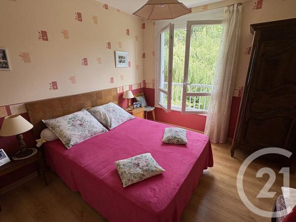 Appartement T4 à vendre  4 pièces - 94 m 2   CHATEAUROUX  - 36