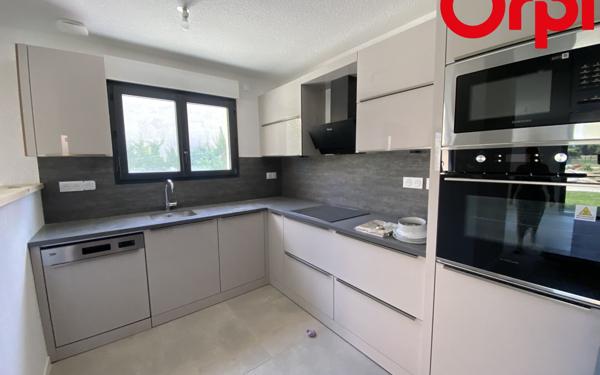 Maison à louer    4 pièces • 88,42 m2 Saint-Hilaire-de-la-Côte