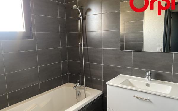 Maison à louer    4 pièces • 88,42 m2 Saint-Hilaire-de-la-Côte