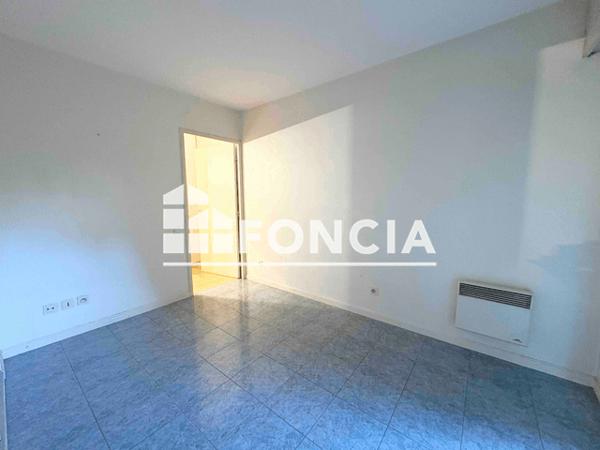 Location Appartement 2 pièces 38.49 m² - 10 IMPASSE DE LA BERGERIE Cannes 06400