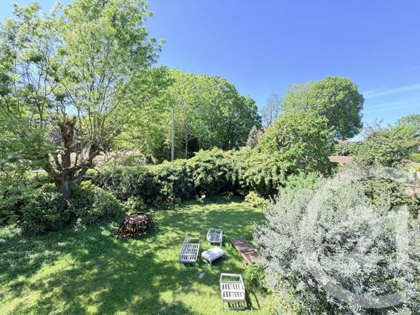 Maison à vendre  9 pièces - 205 m 2   MASSY  - 91
