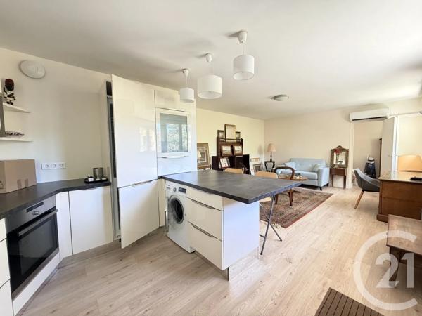 Maison à vendre  9 pièces - 205 m 2   MASSY  - 91