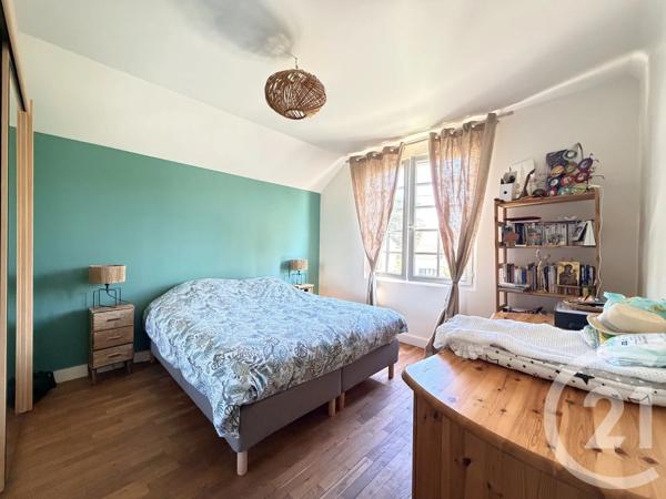 Maison à vendre  9 pièces - 205 m 2   MASSY  - 91