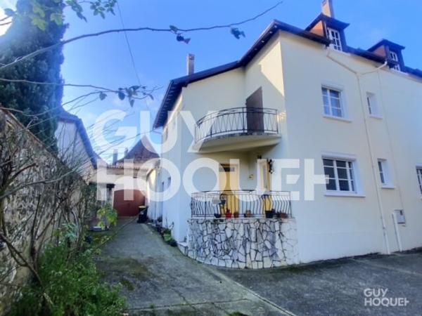 Deux maisons et un atelier sur Orthez