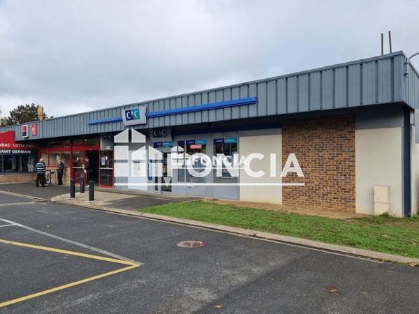 Location Local commercial 2 pièces 62 m² - CTRE CIAL DE LA CROIX VERTE 1 Saint Germain Les Corbeil 91250