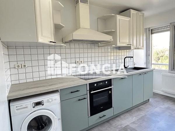 Location Appartement 4 pièces 93.5 m² - 14 RUE DE BELFORT Limoges 87000