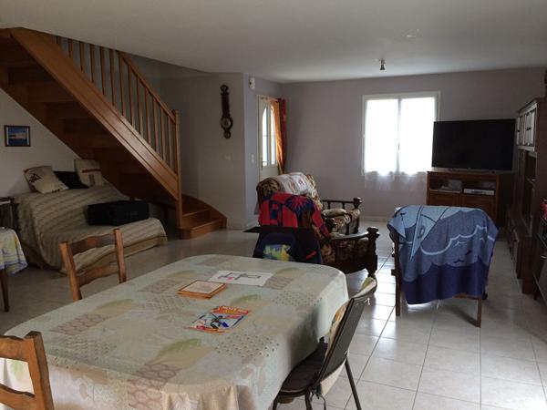 15 min ROCHEFORT : PORT DES BARQUES - Maison ressente - 3 Chambres 2 sdb 2 WC- Garage