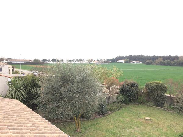 15 min ROCHEFORT : PORT DES BARQUES - Maison ressente - 3 Chambres 2 sdb 2 WC- Garage