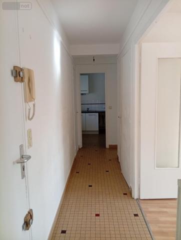 Appartement à louer à Reims dans la Marne (51100), ref : 51082-L1040   
Luton