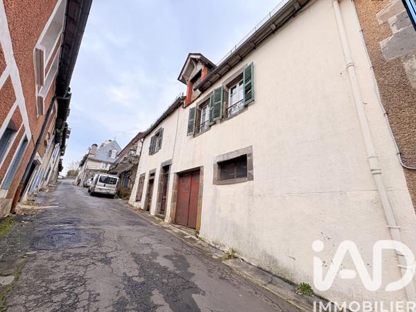 Maison à vendre 7 pièces 220 m² Mauriac