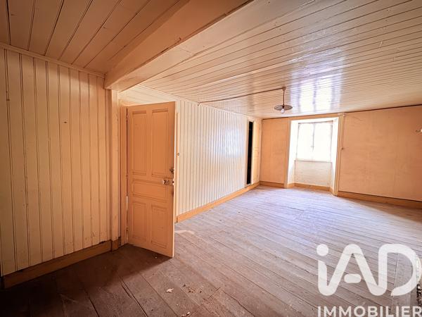 Maison à vendre 7 pièces 220 m² Mauriac