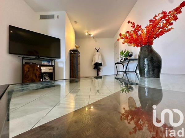 Appartement à vendre 3 pièces 64 m² Saint-Laurent-du-Var