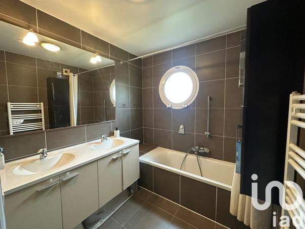 Appartement à vendre 3 pièces 64 m² Saint-Laurent-du-Var