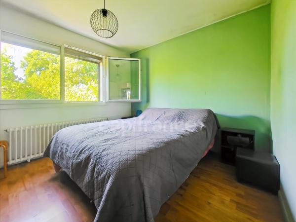 ETEVAUX, Maison sur sous-sol complet – 2 chambres et 1 bureau