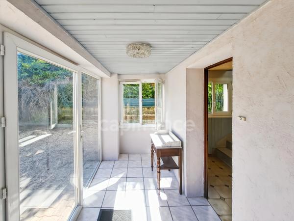 ETEVAUX, Maison sur sous-sol complet – 2 chambres et 1 bureau