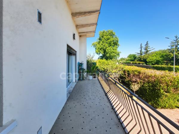 ETEVAUX, Maison sur sous-sol complet – 2 chambres et 1 bureau