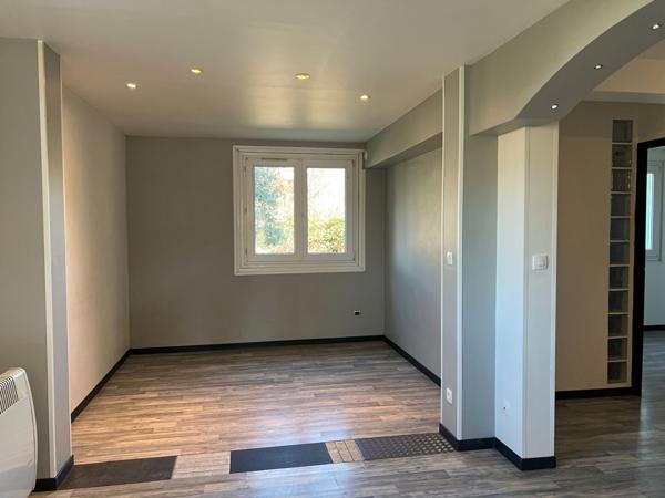 Maison Volonne 11 pièce(s) 237 m2