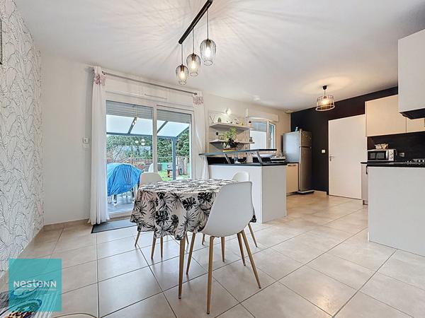 Maison moderne à vendre à Bléré - 6 pièces, 4 chambres