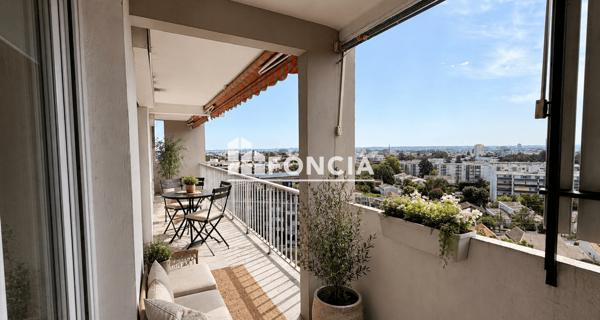 À vendre Appartement 2 pièces 83.76 m² - Bordeaux 33200