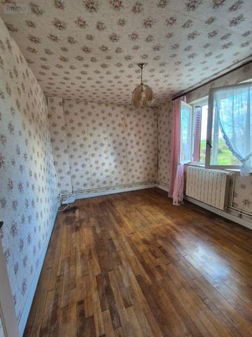 Maison de ville à vendre à Crozon-sur-Vauvre dans l'Indre (36140), ref : CG/369   
4 rue des églantines