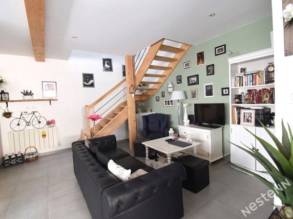 Appartement aux allures de maison de ville au centre de Chalon, 3 chambres, coin bureau, DPE C, avec possibilité de garage à louer