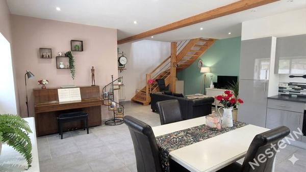 Appartement aux allures de maison de ville au centre de Chalon, 3 chambres, coin bureau, DPE C, avec possibilité de garage à louer