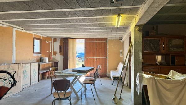 Maison T4 de 92 m² avec sous-sol complet  Proche centre de Craponne