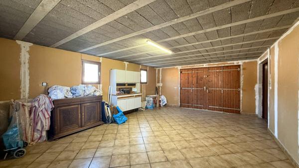 Maison T4 de 92 m² avec sous-sol complet  Proche centre de Craponne
