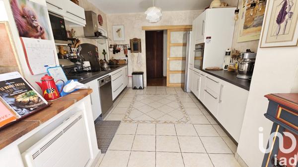 Maison à vendre 6 pièces 204 m² Saint-Jeannet