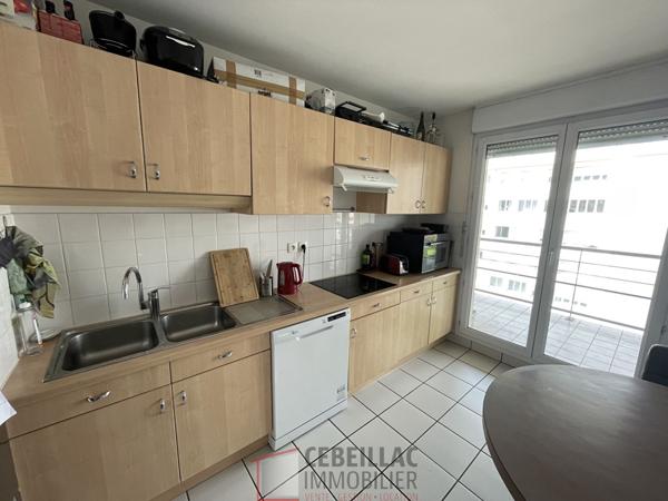 Appartement 3 pièce(s) 2 chambre(s) 77.35 m²