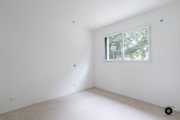 A vendre : Maison moderne de 5 pieces a Trelaze !