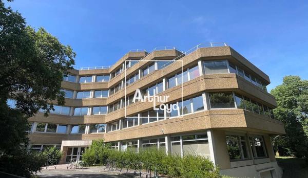 Bureaux à louer à Toulouse - La Cépière avec parkings privatifs et accès métro