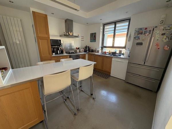 Appartement à vendre |  Carcassonne |  5 pièces | 144 m²