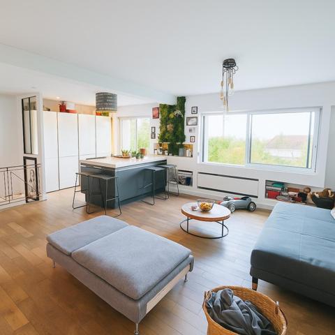 Grande Maison avec ROOFTOP et vue imprenable