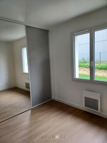 A louer - Maison de plain-pied avec jardin à Damazan