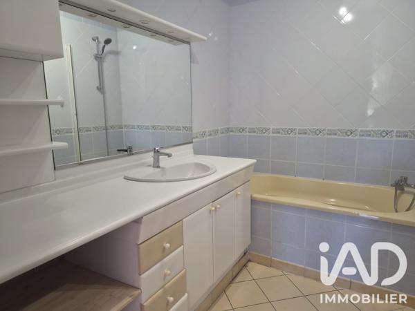 Appartement à vendre 4 pièces 92,45 m² Montigny-le-Bretonneux