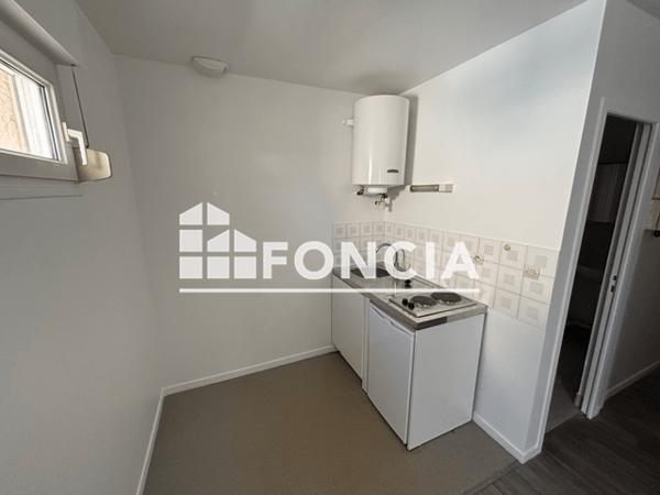 Location Studio 22.35 m² - 147 RUE CHASSELIEVRE Rouen 76000