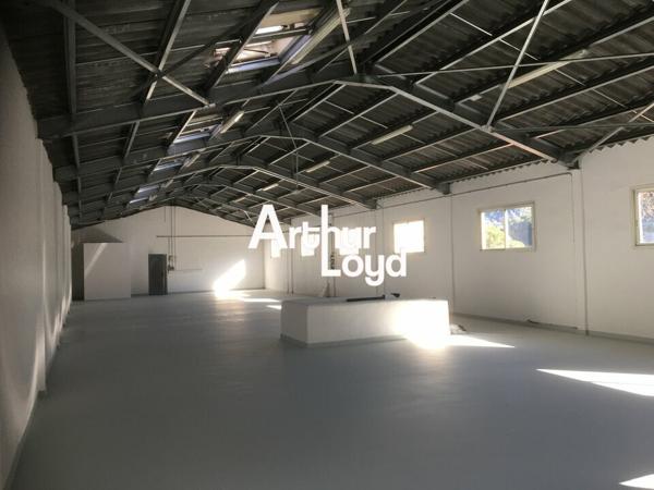 PLATEAU DE BUREAU EN OPEN SPACE DE 291 M²
