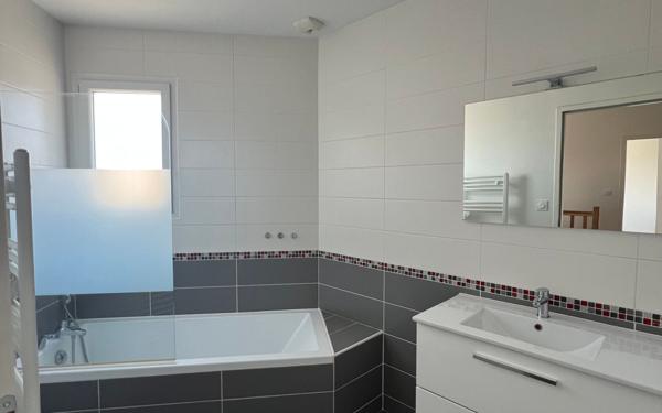 Maison à vendre    4 pièces • 95,71 m2 Mérignac