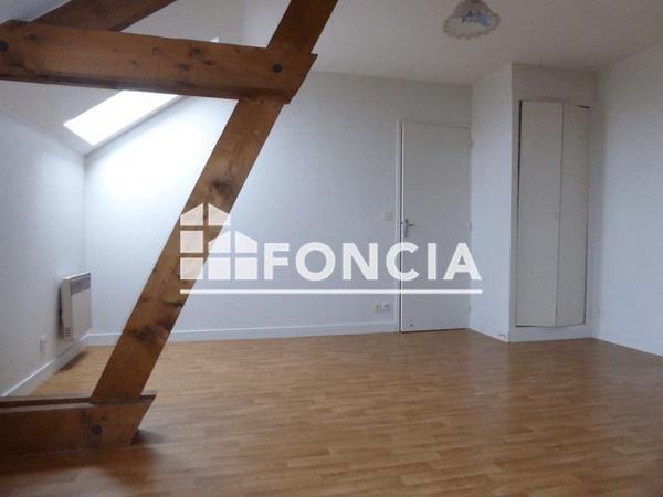 Location Appartement 2 pièces 33.99 m² - 5 RUE GUY DE LAVAL Laval 53000