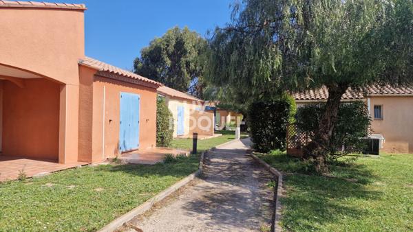 ARGELES SUR MER Dans résidence de vacances, maison de plain pied meublée, 3 pièces.