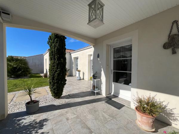 Maison élégante et fonctionnelle - 5 pièces - proche centre-bourg et des plages