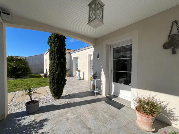 Maison élégante et fonctionnelle - 5 pièces - proche centre-bourg et des plages