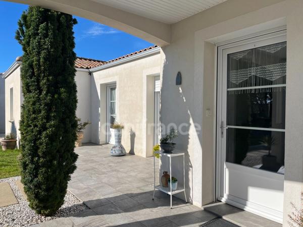 Maison élégante et fonctionnelle - 5 pièces - proche centre-bourg et des plages