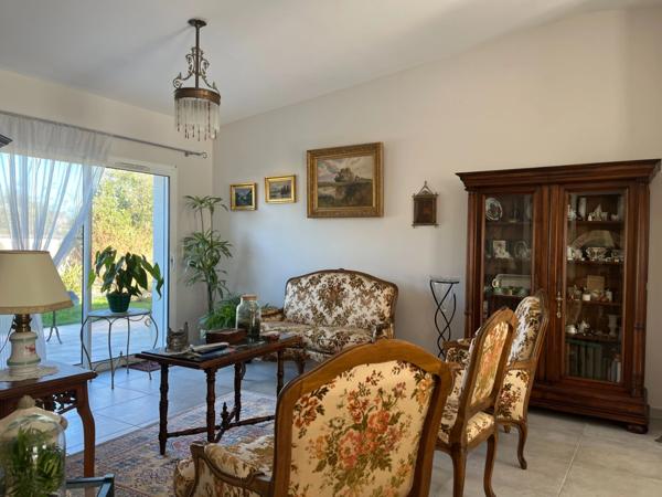 Maison élégante et fonctionnelle - 5 pièces - proche centre-bourg et des plages