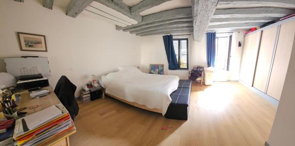 Houdan centre / RARE / Appartement entièrement rénové avec matériaux de qualité / 3 chambres