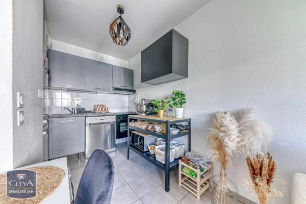 Appartement à vendre 2 pièces 38m² Lyon 8e Arrondissement (69008)