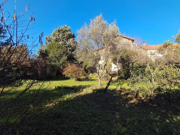 Opportunité-Maison de village-7 pièces-au calme avec fort potentiel